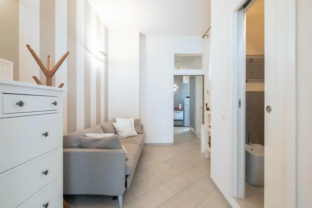 Serragli Modern Firenze 0*,  Olaszország