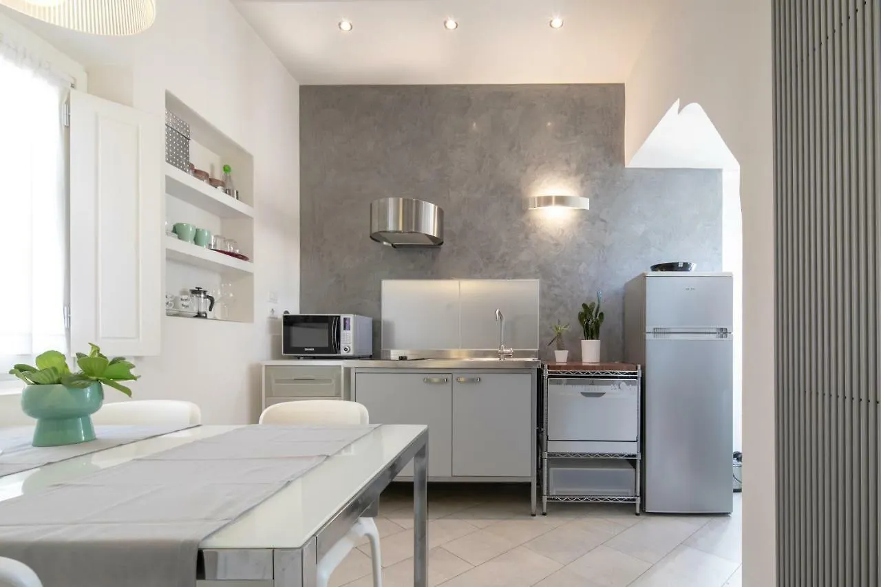Serragli Modern Florence